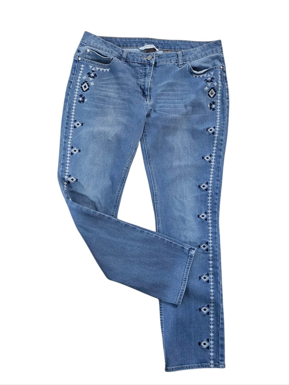 Designer Jeans With Side Embroidery Soft